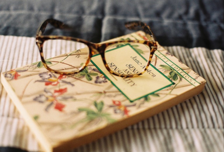 Reading-glasses-and-novel