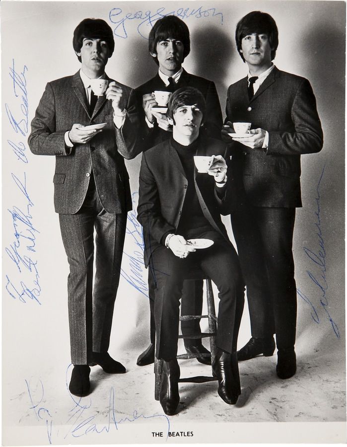 df4c0e732fdd2a2ef62f60537671cf60--john-lennon-rock-bands